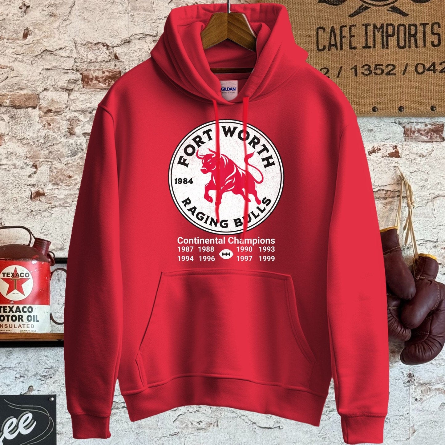 Hoodie / S / Red Fort Worth Raging Bulls Vintage Style Shirt
