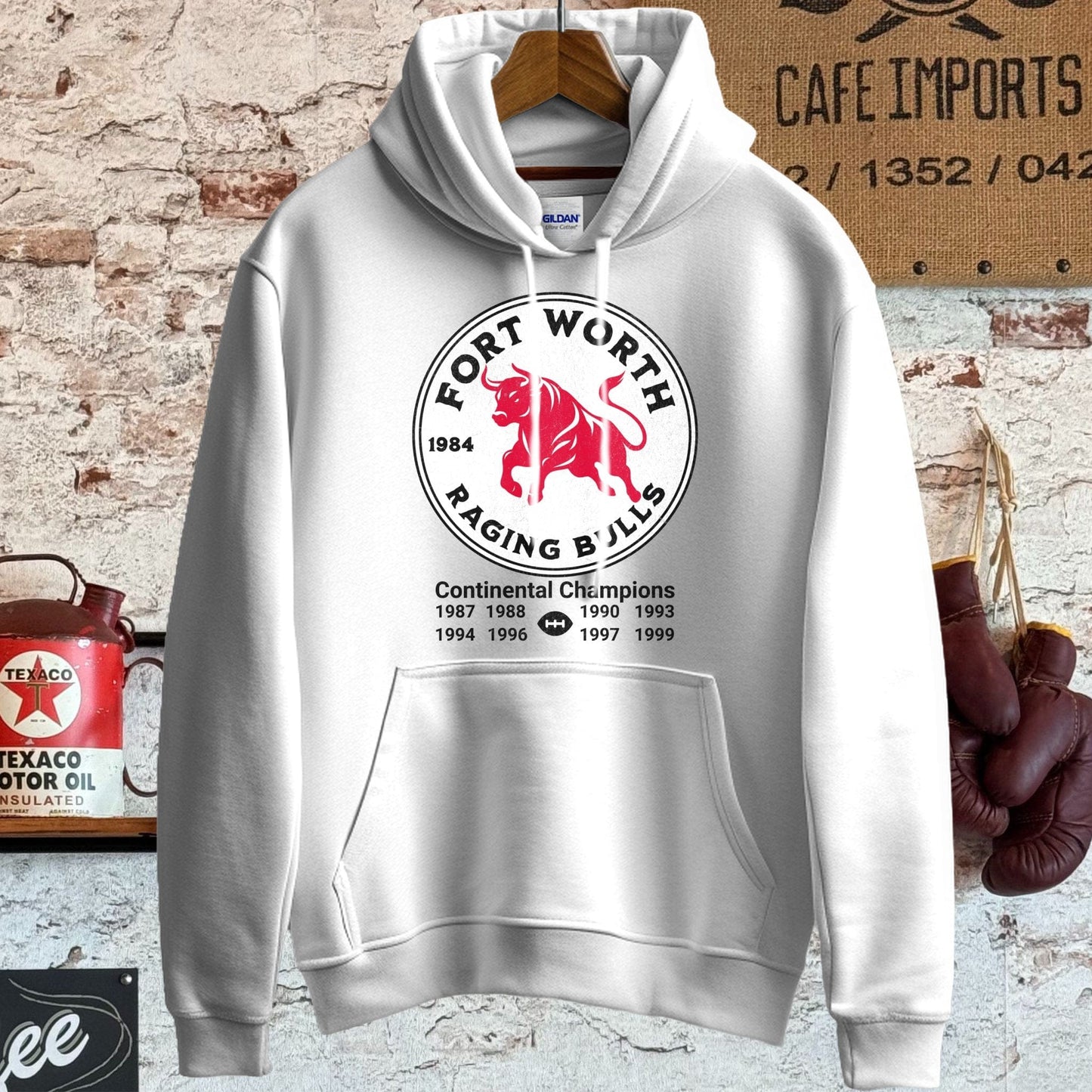 Hoodie / S / White Fort Worth Raging Bulls Vintage Style Shirt