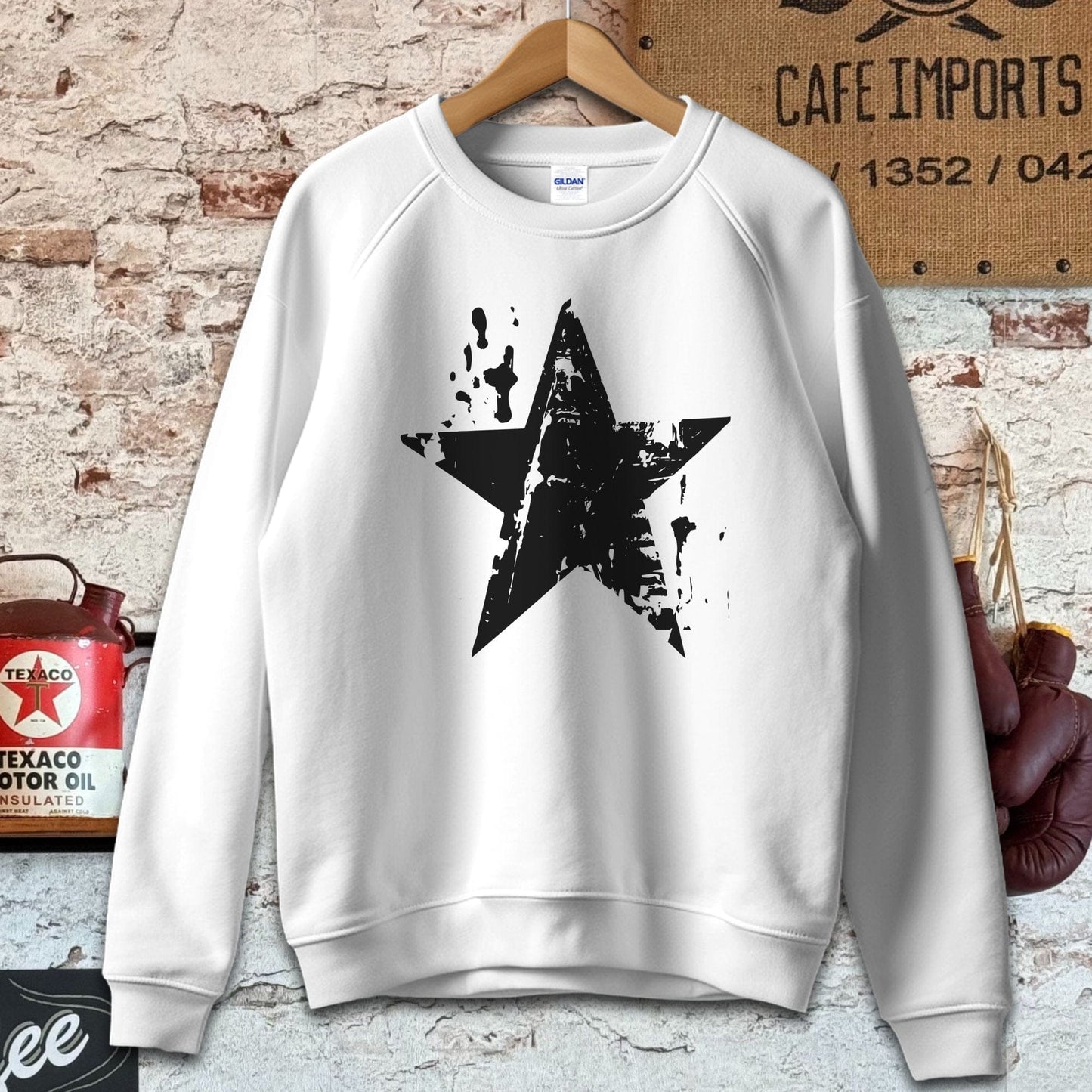 Sweatshirt / S / White Distressed Black Star Shirt