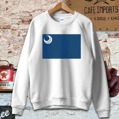 Sweatshirt / S / White Fort Moultrie Flag Shirt