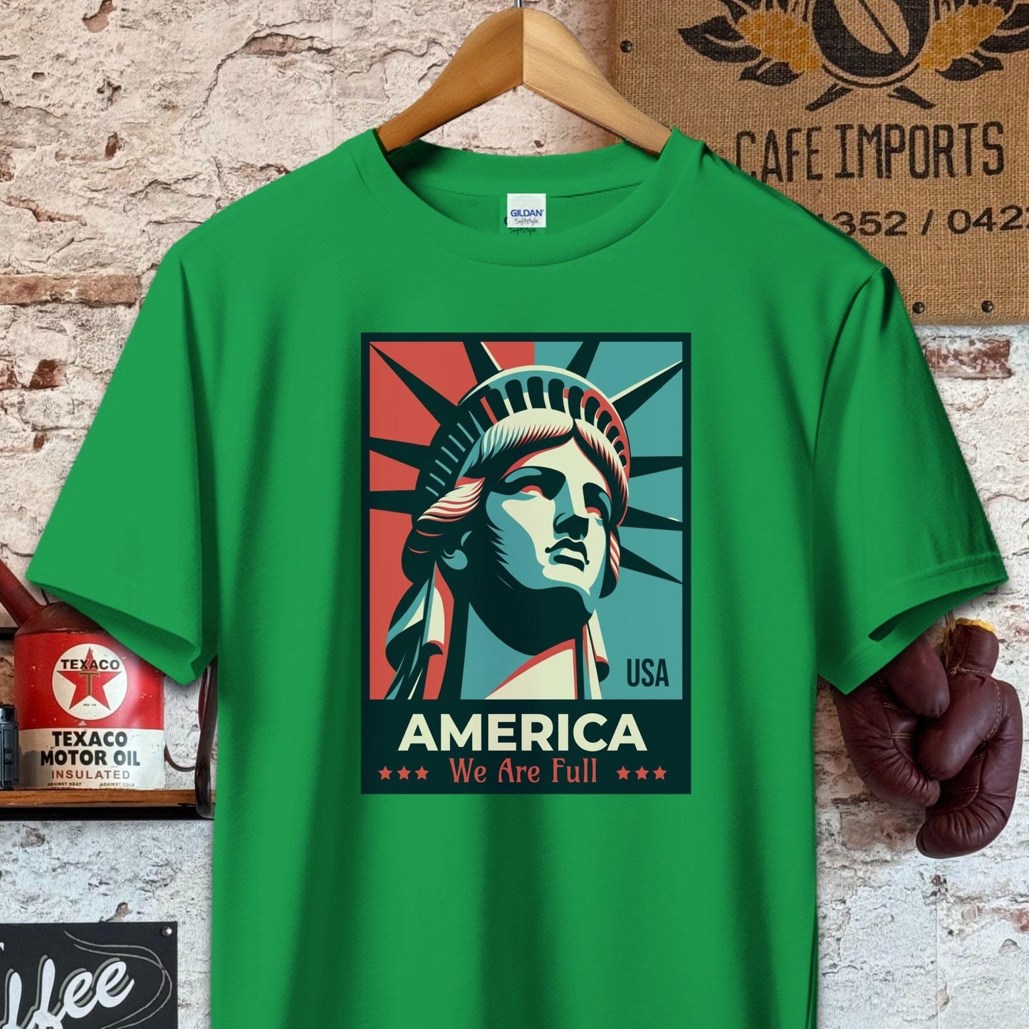 T-shirt / Irish Green / S America We Are Full Shirt