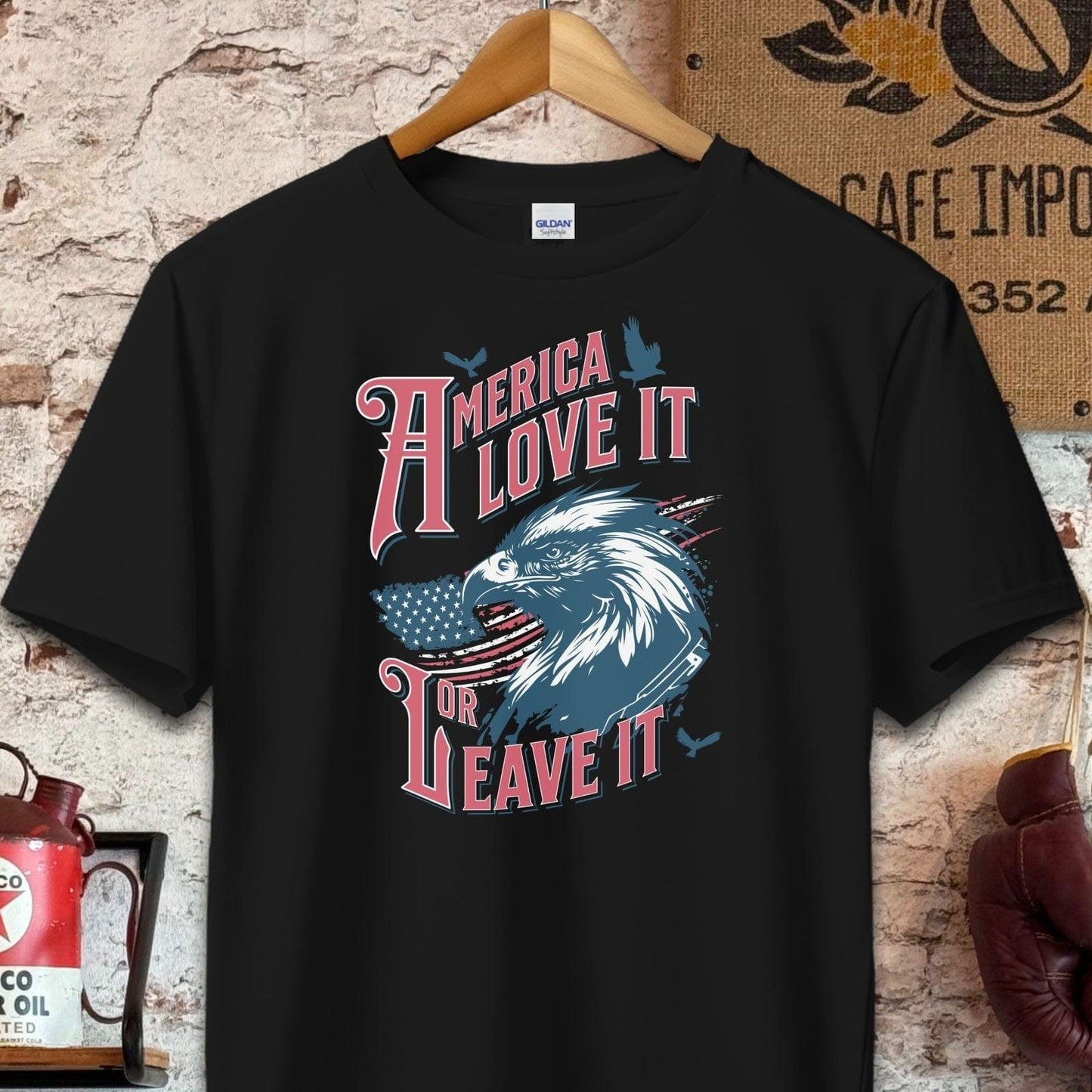 T-shirt / S / Black America Love It Or Leave It Shirt