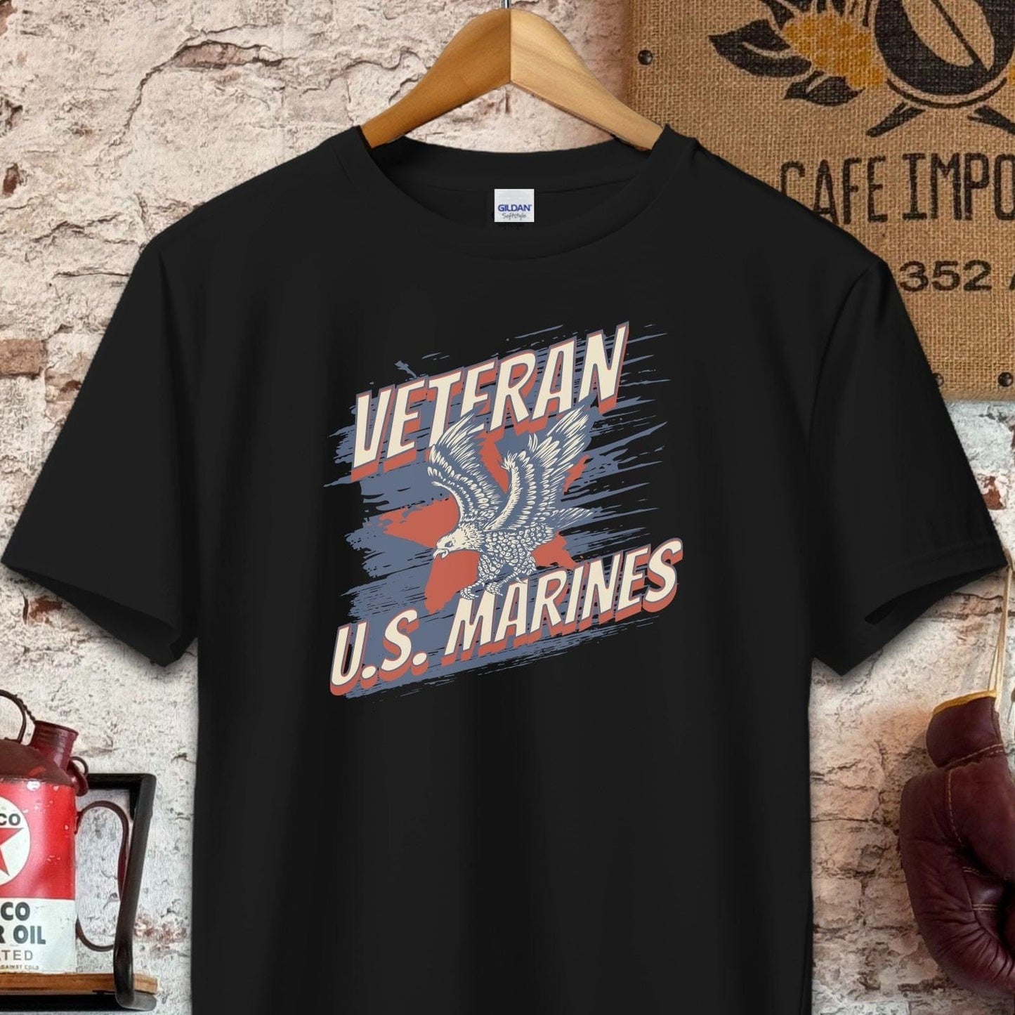 T-shirt / S / Black U.S. Marines Veteran Shirt