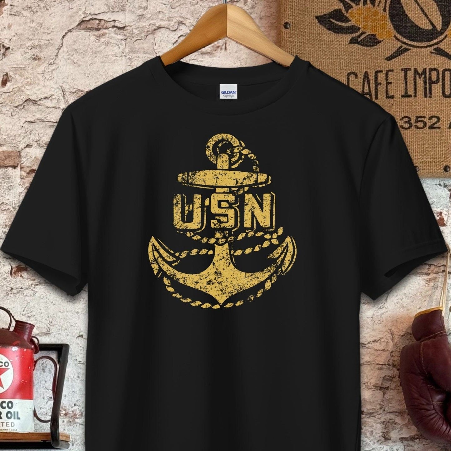 T-shirt / S / Black USN Anchor Shirt