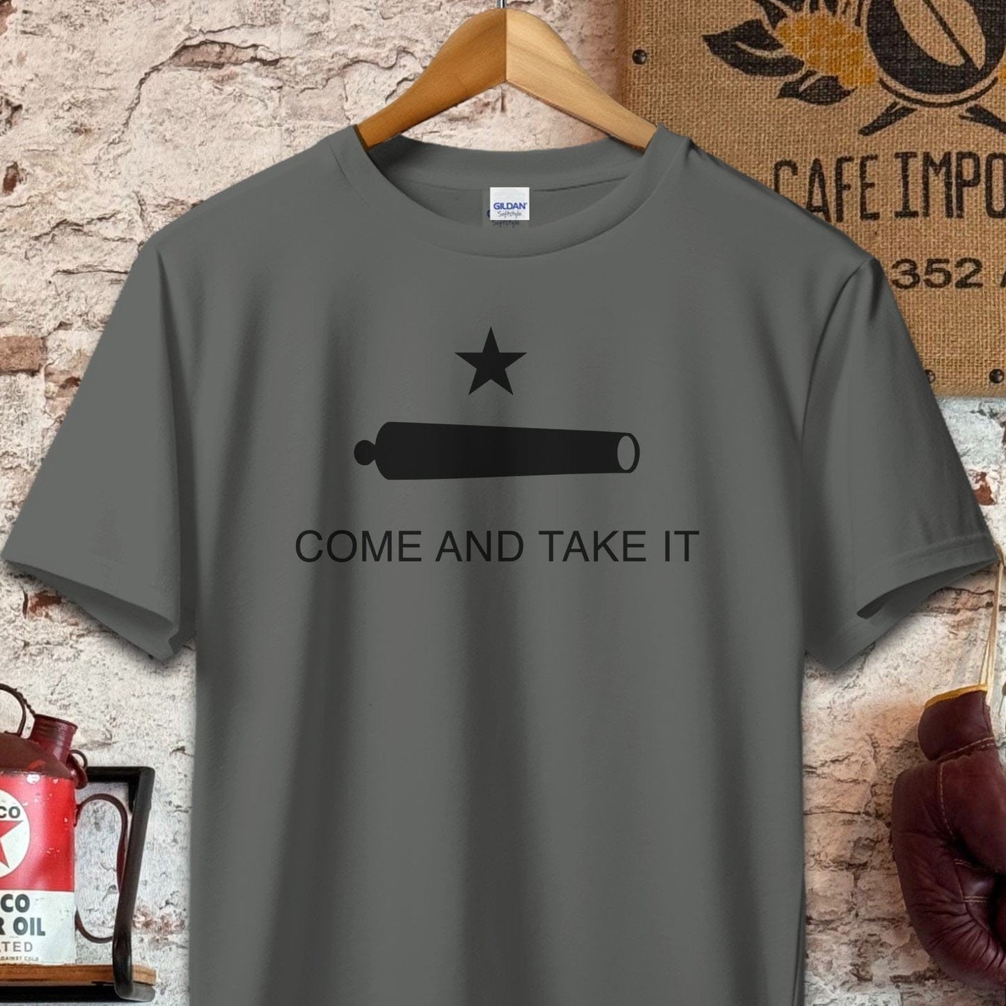 T-shirt / S / Charcoal Gonzalez Flag - Come And Take It Shirt