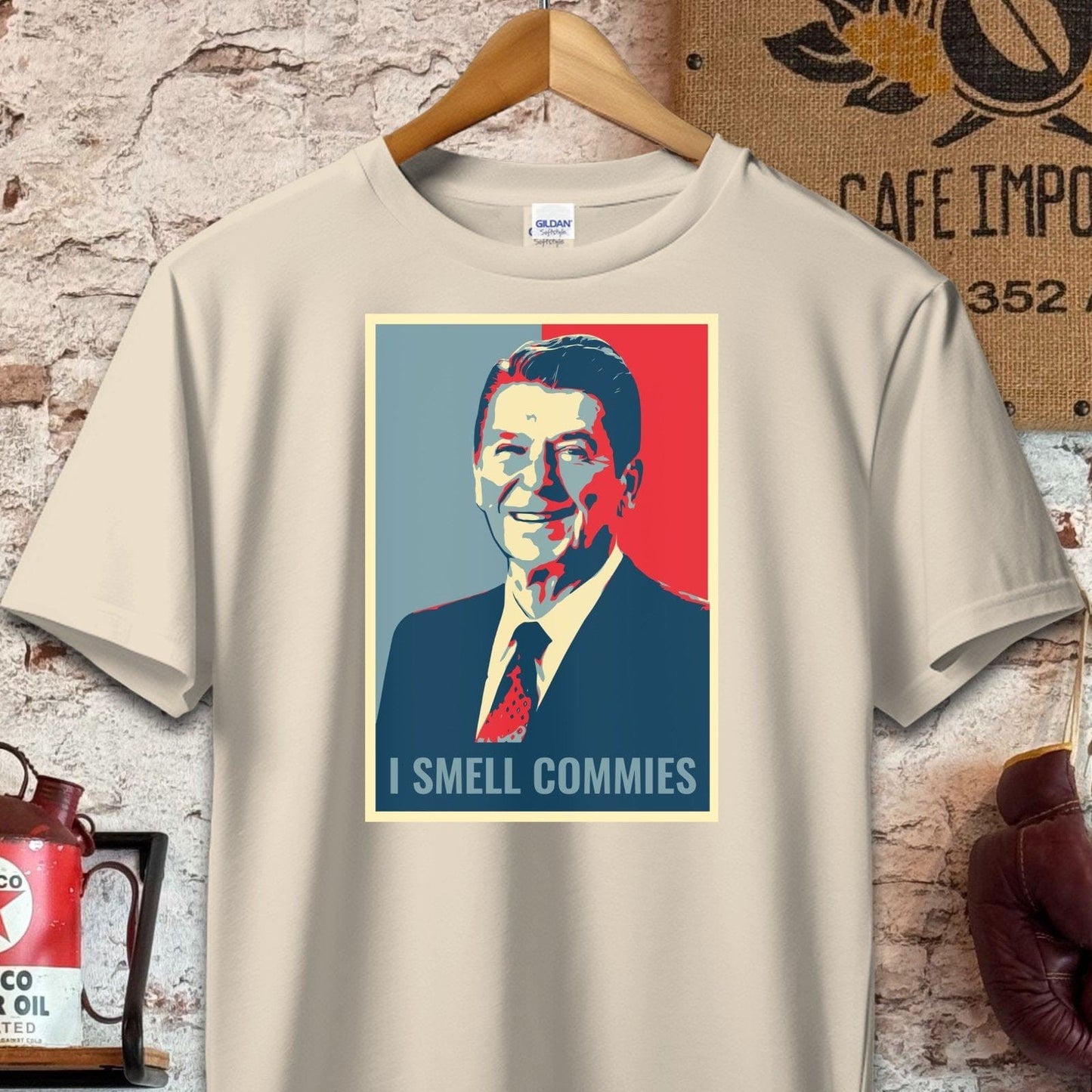 T-shirt / S / Sand Reagan I Smell Commies Shirt