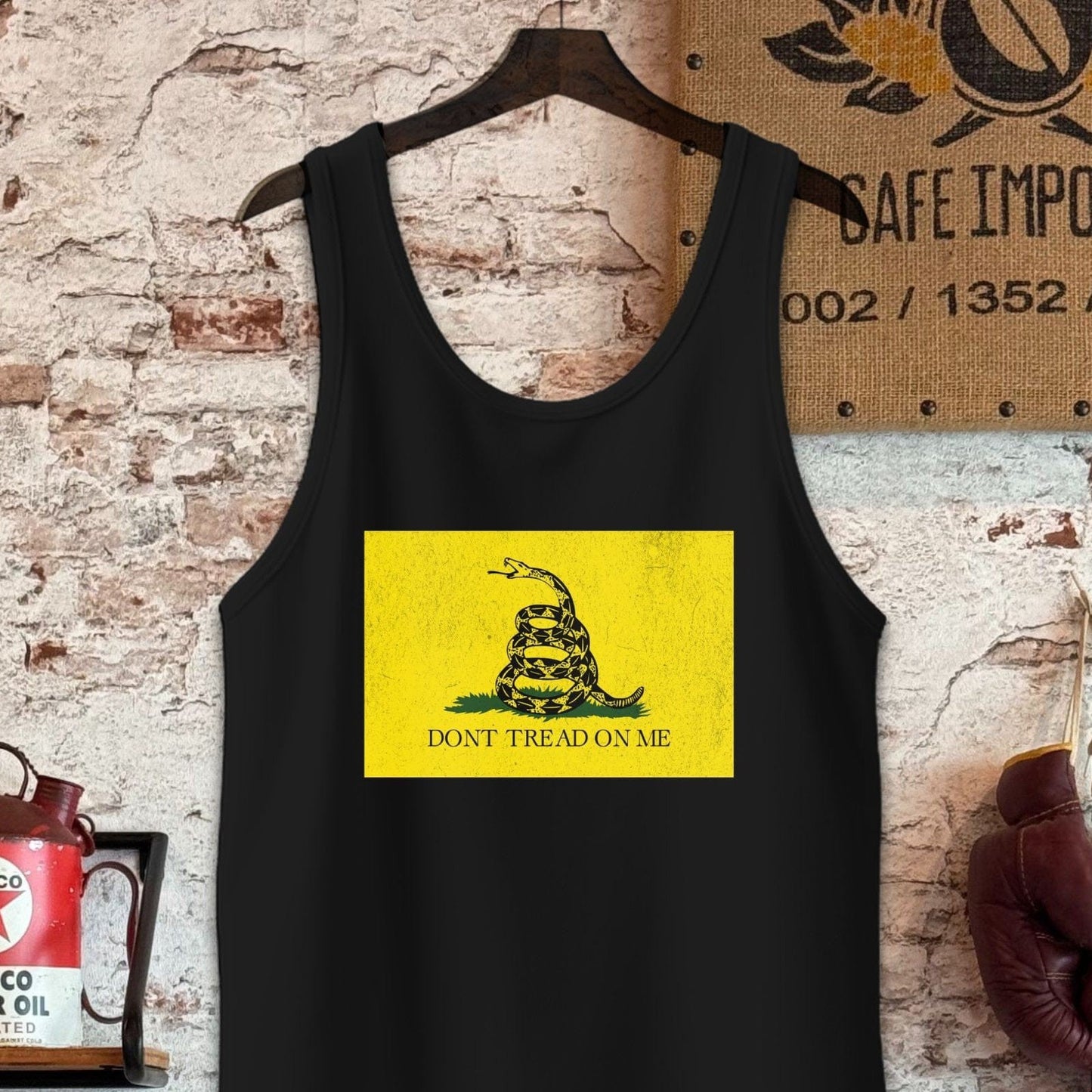 Tank Top / S / Black Gadsden - Dont Tread On Me Shirt